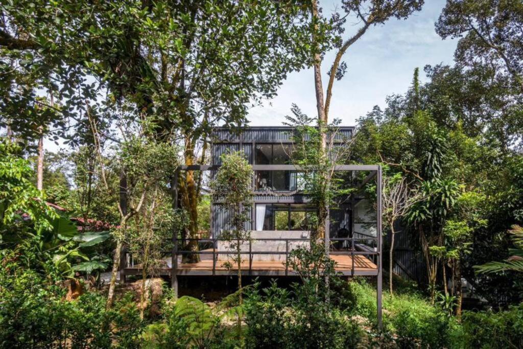 The Estate Hulu Rening - Private Retreat Cabin Batang Kali Exteriör bild